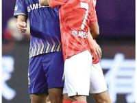 NG28-里程碑夜！成都蓉城回应争议，英超清晨刷纪录，悬念犹存，控场能力受关注(雪域往事曾九笔趣阁)