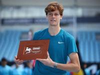 南宫28- 博尔特跑出惊人8秒79 