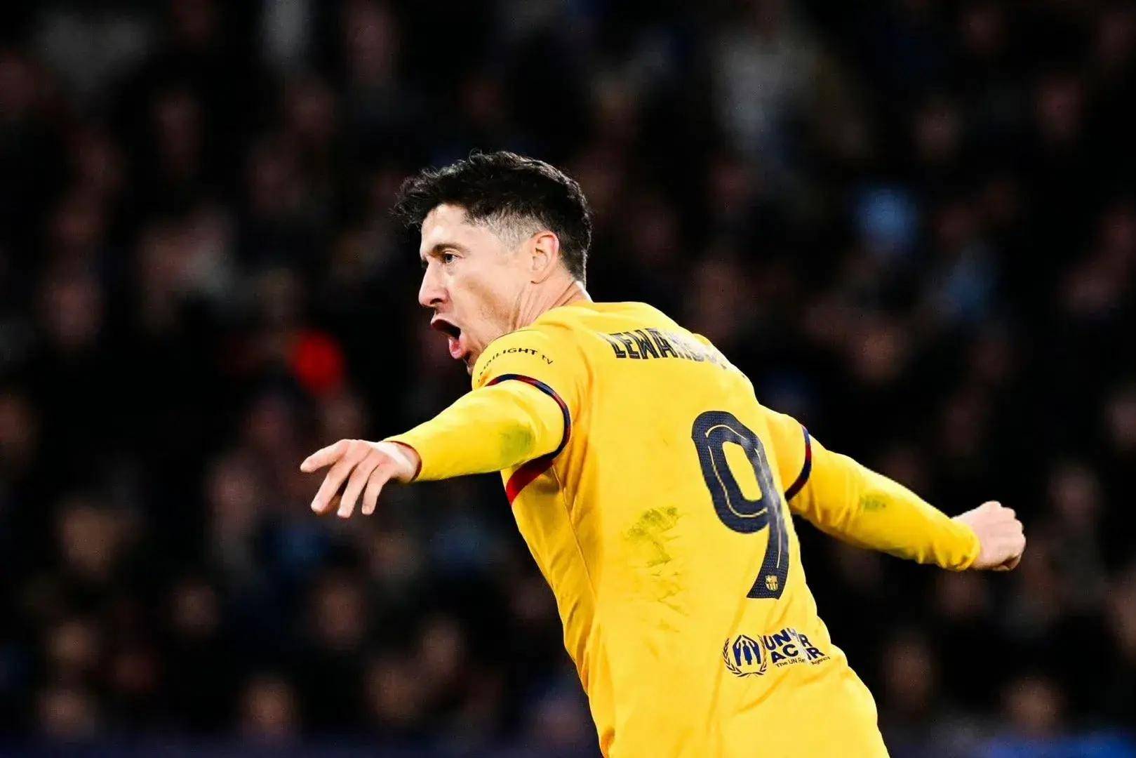 东海雷霆队鏖战岭北金雕队，棒球小组赛读秒绝平，转换速度占优。教练团队居功至伟的简单介绍